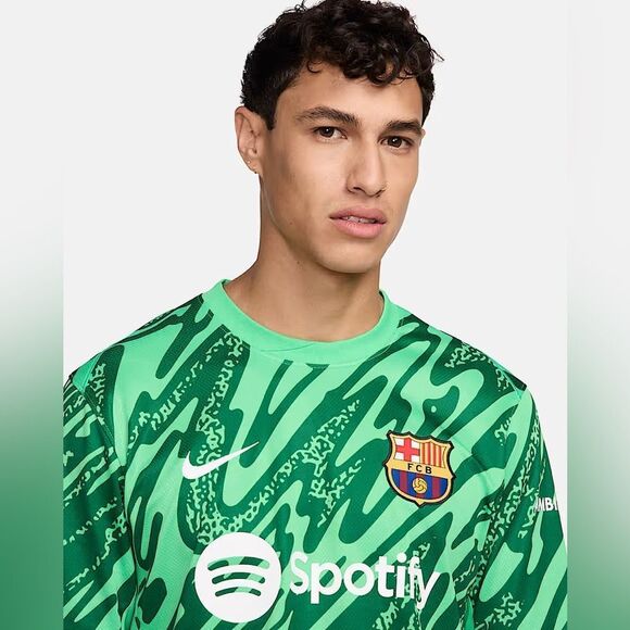 Nike FC Barcelona Dri-Fit Goalkeeper Soccer Jersey - Picture 3 of 13